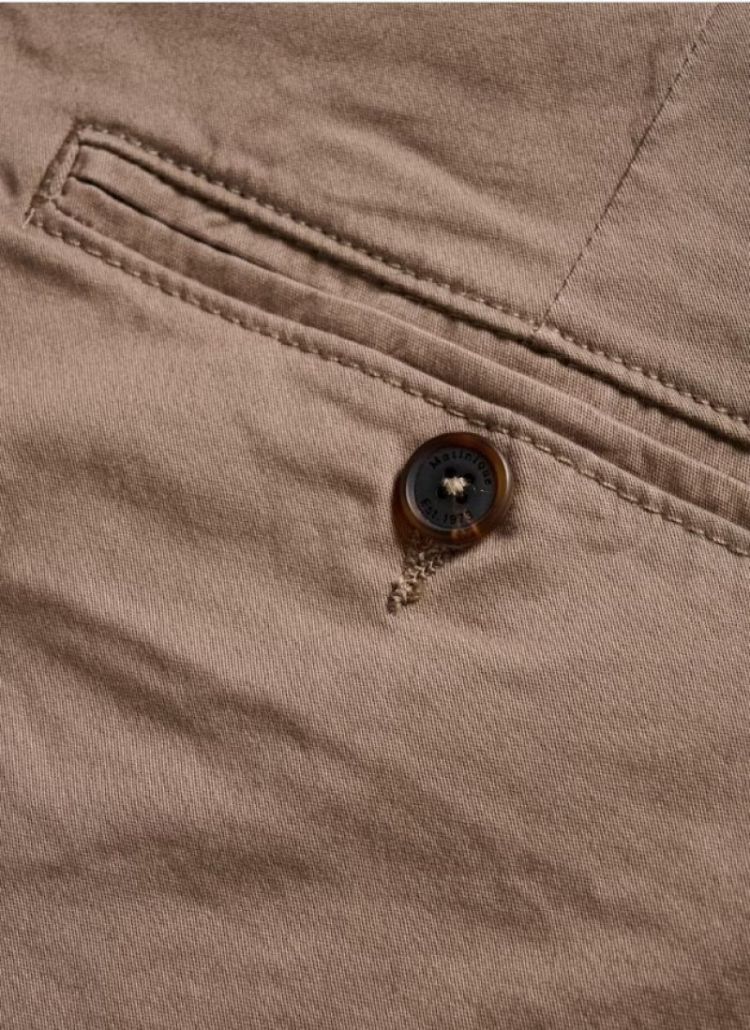 30206562 WALNUT